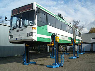 Bus Hebebühne Beispiel A45423