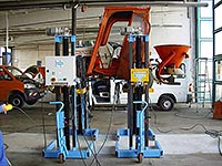 municipal vehicle column lift example A45012